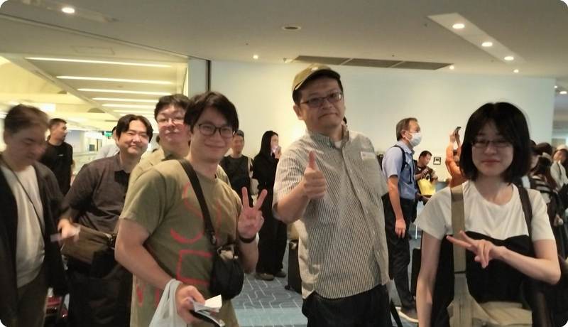 班　羽田空港から出発！